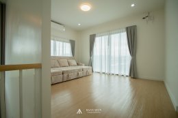 บ้านทรงจั่วผสมปั้นหยาสไตล์โมเดิร์น HB02