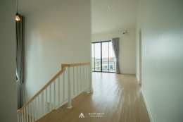 บ้านทรงจั่วผสมปั้นหยาสไตล์โมเดิร์น HB02