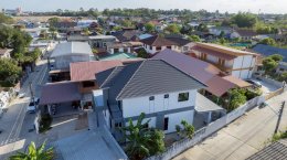 บ้านปั้นหยาสไตล์โมเดิร์น HB03