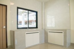 บ้านปั้นหยาสไตล์โมเดิร์น HB03