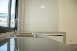 บ้านปั้นหยาสไตล์โมเดิร์น HB03