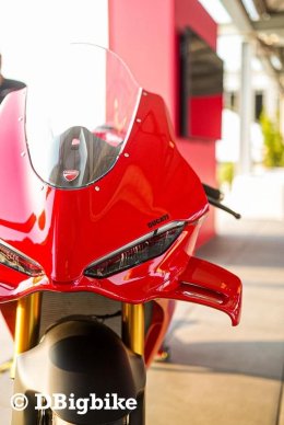 2025 All New Ducati Panigale V4 Superbike gen7