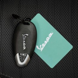 Vespa Officina 8  รุ่นพิเศษที่มีเพียง 88 คันในประเทศไทย