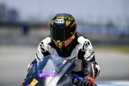 Yamaha R9 เป็นมอเตอร์ไซค์อีกหนึ่งรุ่นที่ ครอบคลุมการใช้งานได้หลากหลายมาก