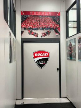 ณ ห้องทำงานของ Ducati Corse