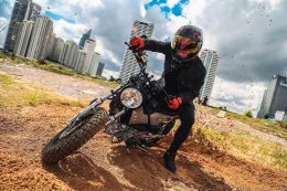 Who says the Yamaha PG-1 is just a bike for custom builds?