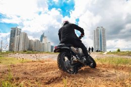 Who says the Yamaha PG-1 is just a bike for custom builds?