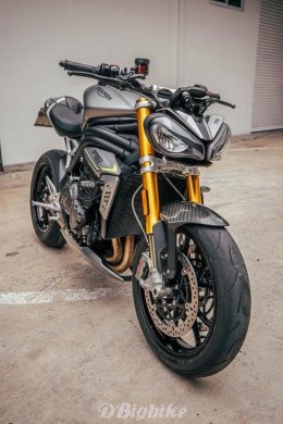 Triumph Speed Triple 1200 RS  The Powerhouse from the UK.