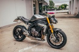 Triumph Speed Triple 1200 RS  The Powerhouse from the UK.