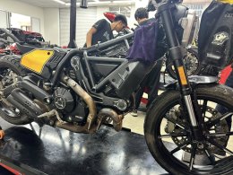 รู้จักพื้นฐานเครื่องยนต์ Ducati: แรงในแบบที่แตกต่าง แต่อะไหล่หลายชิ้นใช้ร่วมกันได้!