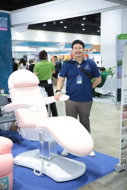 SOMO BEAUTY จัดบูธแสดงสินค้า เตียงทรีทเม้นท์ไฟฟ้า เตียงหัตถการ ในงาน InterCare Asia 2023 