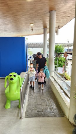 ยินดีต้อนรับกลับสู่โรงเรียน!