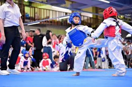 เหรียญทอง การแข่งขันเทควันโด School Taekwondo Championship 2025