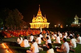 การจาริกปฎิบัติธรรมบูชาพระนวกโพธิ ๑๐๓ รูป ที่ได้รับการบรรพชาและอุปสมบทใต้ต้นพระศรีมหาโพธ์ พุทธคยา ตามโครงการอุปสมบทหมู่เฉลิมพระเกียรติพระบาทสมเด็จพระเจ้าอยู่หัวภูมิพลอดุลยเดชมหาราช
