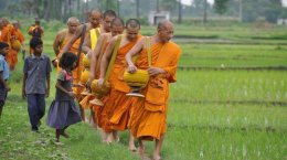 พระสงฆ์ไทย ศึกษาพระธรรมเชิงลึก สังเวชนียสถาน ประเทศอินเดีย-เนปาล