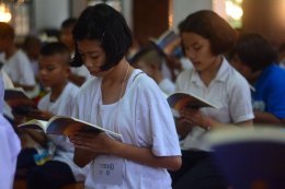 พระวิทยากรกลุ่มเพื่อชีวิตดีงาม ได้รับนิมนต์จากพระครูโอภาสโพธินันท์ ให้มาเป็นพระวิทยากรอบรมนักเรียนโรงเรียนสามชัยอุดมวิทย์ 