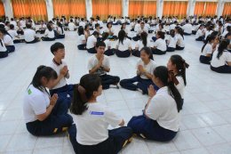 งานส่งเสริมคุณธรรม จริยธรรม กลุ่มสาระการเรียนรู้สังคมศึกษา ศาสนาและวัฒนธรรม จัดให้มีการเข้าค่ายคุณธรรม จริยธรรม ระดับชั้น ม.5 ณ หอประชุมโรงเรียนนวมินทราชูทิศ พายัพ