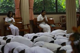 ค่ายคุณธรรมจริยธรรมนักเรียน โรงเรียนพวงคราม นักเรียนชั้นประถมศึกษาชั้นปีที่ 1-4 บรรยายโดยคณะพระวิทยากรกลุ่มใต้ร่มพุทธธรรม 