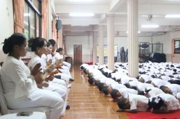 ค่ายคุณธรรมจริยธรรมนักเรียน โรงเรียนพวงคราม นักเรียนชั้นประถมศึกษาชั้นปีที่ 1-4 บรรยายโดยคณะพระวิทยากรกลุ่มใต้ร่มพุทธธรรม 