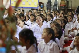 ค่ายคุณธรรมจริยธรรมนักเรียน โรงเรียนพวงคราม นักเรียนชั้นประถมศึกษาชั้นปีที่ 1-4 บรรยายโดยคณะพระวิทยากรกลุ่มใต้ร่มพุทธธรรม 