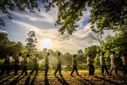 ค่ายคุณธรรมจริยธรรมนักเรียน โรงเรียนศรัทธาสมุทร จังหวัดสมุทรสงคราม ชั้นมัธยมศึกษาปีที่ 6 บรรยายโดยคณะพระวิทยากรกลุ่มใต้ร่มพุทธธรรม