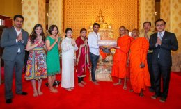 Himanshu Soni นักแสดงนำ จากซีรีส์ "พระพุทธเจ้า มหาศาสดาโลก" เดินทางมาพบปะแฟนคลับชาวไทย ณ วัดสระเกศ ราชวรมหาวิหาร 