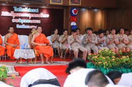 พระวิจิตรธรรมาภรณ์ ผู้ช่วยเจ้าอาวาสวัดสระเกศ เป็นประธานในพิธีไหว้ครู มอบทุนการศึกษาและให้โอวาท นักเรียนโรงเรียนวัดสระเกศ