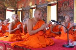 ณ พระอุโบสถวัดสระเกศ ราชวรมหาวิหาร องค์พระธรรมกถึก แสดงพระธรรมเทศนา เรื่อง ศีล โดย พระราชธีรคุณ เนื่องในวันธรรมะสวนะ ( วันพระ )