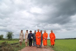 พระเดชพระคุณพระพรหมสิทธิ มอบหมายพระวิจิตรธรรมาภรณ์ ให้ตรวจเยี่ยมให้กำลังใจโยมซึ่งทำนาในที่ธรณีสงฆ์ของวัดสระเกศ ในเขตพื้นที่อำเภอปากท่อ จังหวัดราชบุรี