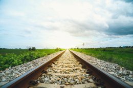 พระเดชพระคุณพระพรหมสิทธิ มอบหมายพระวิจิตรธรรมาภรณ์ ให้ตรวจเยี่ยมให้กำลังใจโยมซึ่งทำนาในที่ธรณีสงฆ์ของวัดสระเกศ ในเขตพื้นที่อำเภอปากท่อ จังหวัดราชบุรี