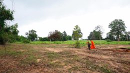 พระวิจิตรธรรมาภรณ์ ตรวจสถานที่เตรียมก่อสร้าง หมู่กุฎิพระกรรมฐาน "มหพันธกุฎี"