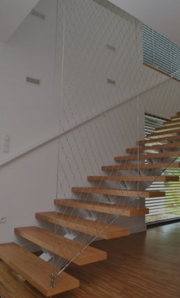 Balustrade with Stainless Steel Cable and Stainless Steel Wire Mesh
