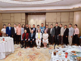 【งานเลี้ยงรับประทานอาหารครั้งแรกของสมาคมสื่อใหม่ไทยจีนร่วมกับผู้นำองค์กรชาวจีนโพ้นทะเล】
