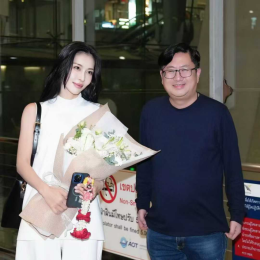 【CEO ของกลุ่มให้การต้อนรับศิลปินเกาหลี Koo Hye-sun และ Seo Min-joo ที่สนามบินสุวรรณภูมิ】