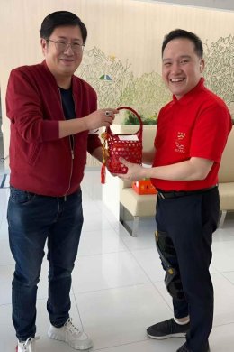 【CEO กลุ่มบริษัทเข้าเยี่ยมบุคคลสำคัญในวงการอสังหาริมทรัพย์ของไทย】