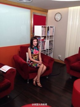 คุณหลุ่ย แซ่กั๊ว ได้รับเชิญจากสถานีโทรทัศน์ช่อง 9 ของประเทศไทย ให้เป็นผู้จัดรายการ สอนภาษาอาเซียน