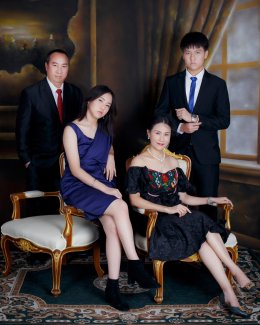 ถ่ายรูปครอบครัว2