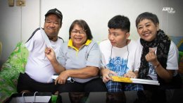 มูลนิธิอาร์ตโนแฮนด์ ลงพื้นที่เยี่ยมศิลปินพิการ "น้องเพิร์ท ศุภกร"