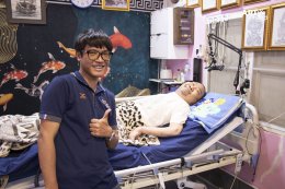 มูลนิธิอาร์ตโนแฮนด์ ลงพื้นที่เยี่ยมศิลปินพิการ "นทีป์ ฅนปากศิลป์"