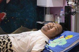 มูลนิธิอาร์ตโนแฮนด์ ลงพื้นที่เยี่ยมศิลปินพิการ "นทีป์ ฅนปากศิลป์"