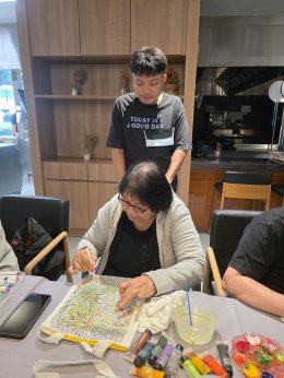 กิจกรรม Paint & Print bag พิมพ์และวาดบนกระเป๋าผ้า 