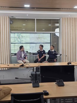 มูลนิธิอาร์ตโนแฮนด์ บันทึกเทปรายการคุยเข้าทาง Drive Talk