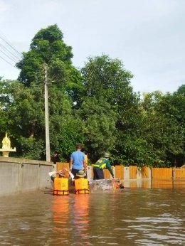 มูลนิธิพุทธภูมิธรรมได้ทำการจัดส่งเรือท้องแบนความยาว 4.20 เมตร และเทรลเล่อร์บรรทุกเรือ ให้แก่สมาคมกู้ภัยวัดหมอนไม้​ จุดตรอน​ จังหวัดอุตรดิตถ์​ 