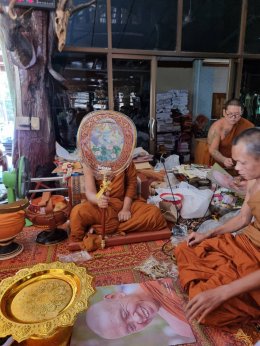 ร่วมทอดกฐินสามัคคี วัดป่าศรีวิลัย