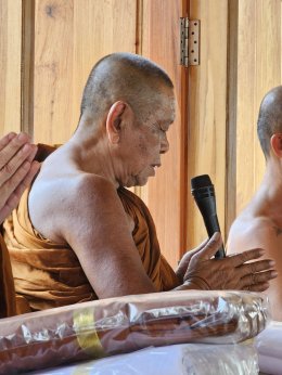 บุญของท่านสำเร็จแล้ว มูลนิธิพุทธภูมิธรรม เป็นตัวแทนทุกท่าน เดินทางร่วมเป็นเจ้าภาพทอดผ้าป่าสามัคคีงานผูกผ้าพัทธสีมาปิดทองฝังลูกนิมิตและฉลองอุโบสถ 