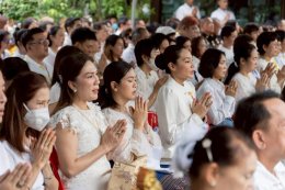 สะเทือนฟ้าดิน บารมีแผ่ไพศาล มหาพิธียกฉัตรพระประธาน มงคลสูงส่ง บวงสรวงพระแม่ธรณี เบิกเนตรพระพิฆเนศ หนุนนำชีวิต เปิดขุมทรัพย์แห่งความสำเร็จ
