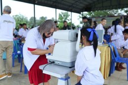 มูลนิธิพุทธภูมิธรรม ร่วมพลังบุญ กองกำลังบูรพา ช่วยเหลือนักเรียนโรงเรียน แนวชายแดน จังหวัดสระแก้ว