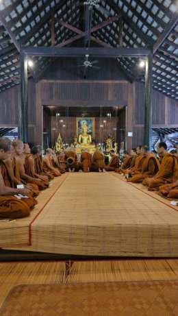 บุญบวชพระวัดป่าสำเร็จแล้ว ณ วัดป่าบ้านใหม่ จ.อุดรธานี โดยมี หลวงปู่คลาด ครุธัมโม  เมตตาเป็นประธานสงฆ์