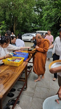 บุญบวชพระวัดป่าสำเร็จแล้ว ณ วัดป่าบ้านใหม่ จ.อุดรธานี โดยมี หลวงปู่คลาด ครุธัมโม  เมตตาเป็นประธานสงฆ์