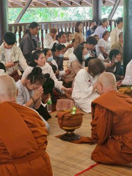 มูลนิธิพุทธภูมิธรรม และ กองบุญโภคทรัพย์ ได้เป็นตัวแทนของท่าน   ร่วมมหากุศล "บรรพชาอุปสมบทหมู่ พระสงฆ์ 10 รูป และสามเณร 1 รูป รวม 11 รูป"  ณ วัดป่าบ้านใหม่ จ.อุดรธานี 